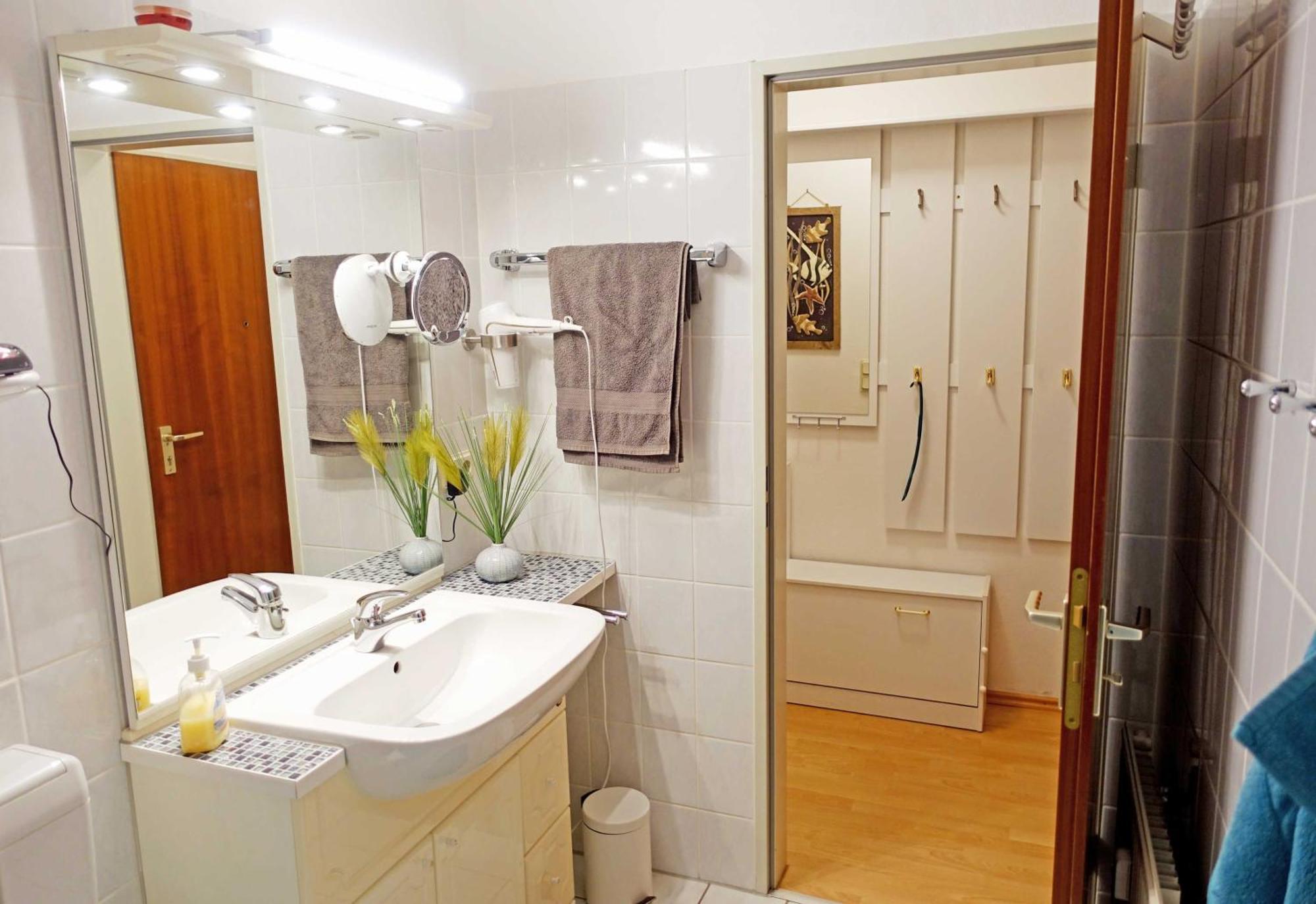 Ferienwohnung Mit Terrasse Gustow  Esterno foto